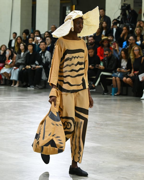 ISSEY MIYAKE 2020年春夏 | パリ | 画像104枚 - FASHIONSNAP